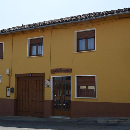 Casa Rural Los Lláganos Villaturiel Esterno foto