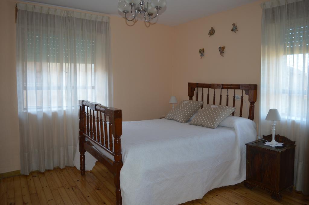Casa Rural Los Lláganos Villaturiel Esterno foto